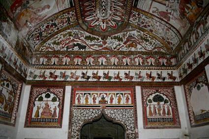 Wall painting, Raj Mahal, Orccha, Madhya Pradesh, the heart of India