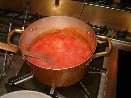 tomato umbul, assam, vegetarian cuisine