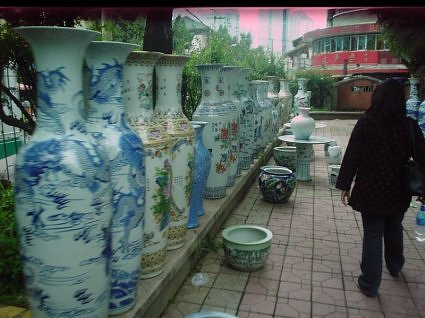 Shopping for Ming vases at Kunming, China