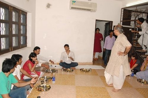 Vivek Oberoi in Vrindavan, at Sri Radha Raman temple's Goswami's house for Raj bhog prasad